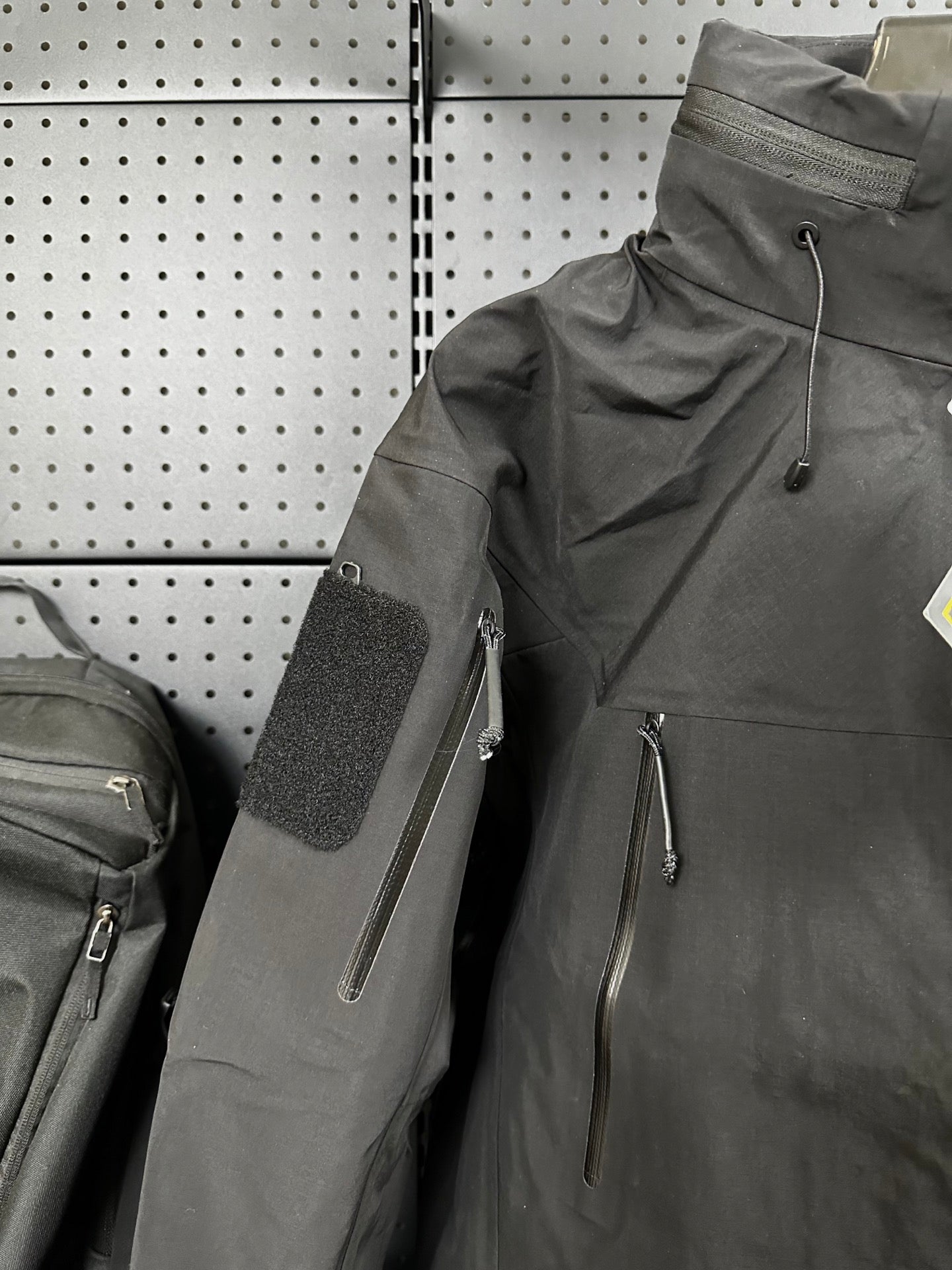 LuxluxHouse Best Quality Clothes Coats & Jackets Arcteryx