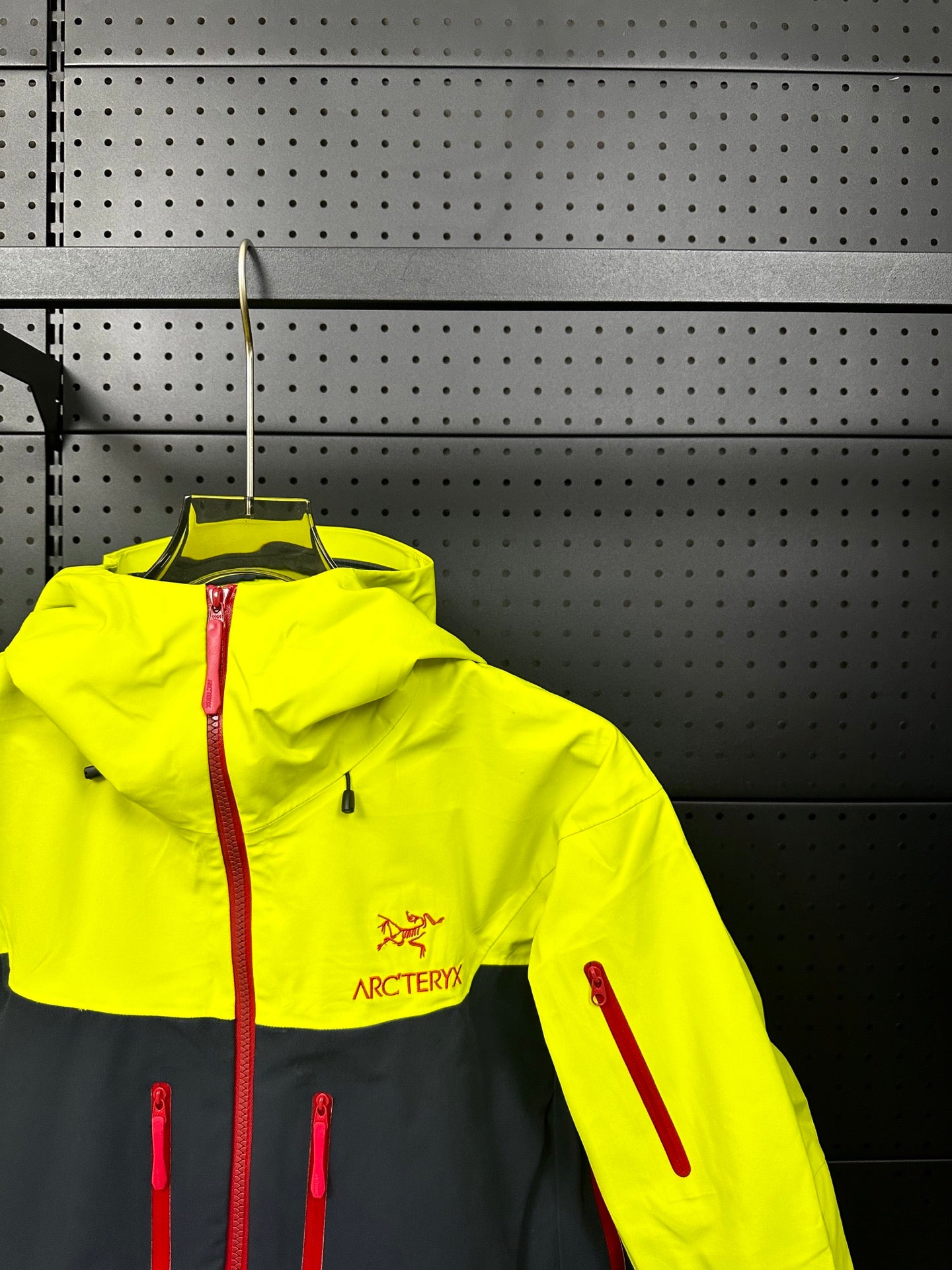 LuxluxHouse Best Quality Clothes Coats & Jackets Arcteryx