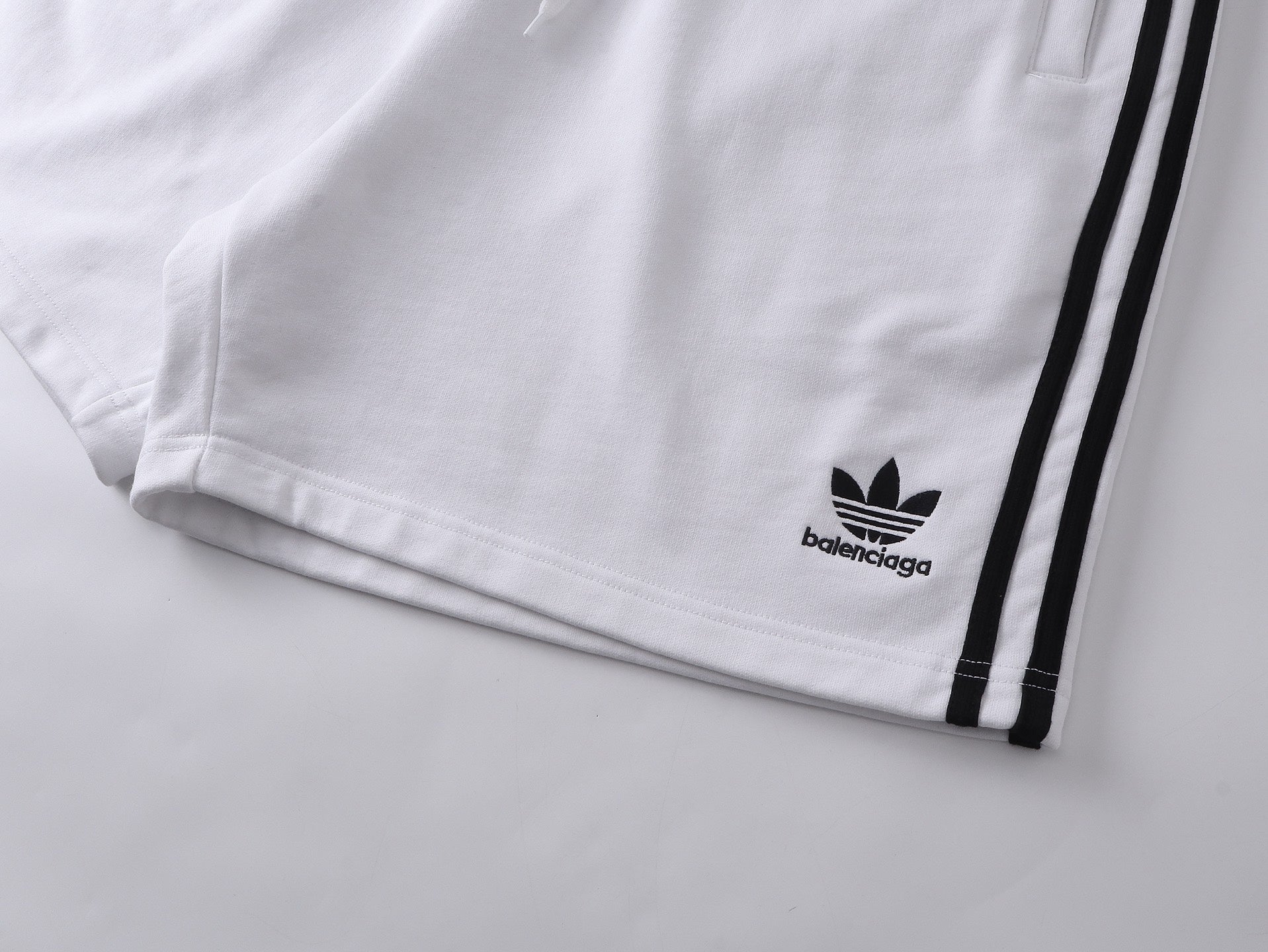 LuxluxHouse Best Quality Clothes Balenciaga Pants