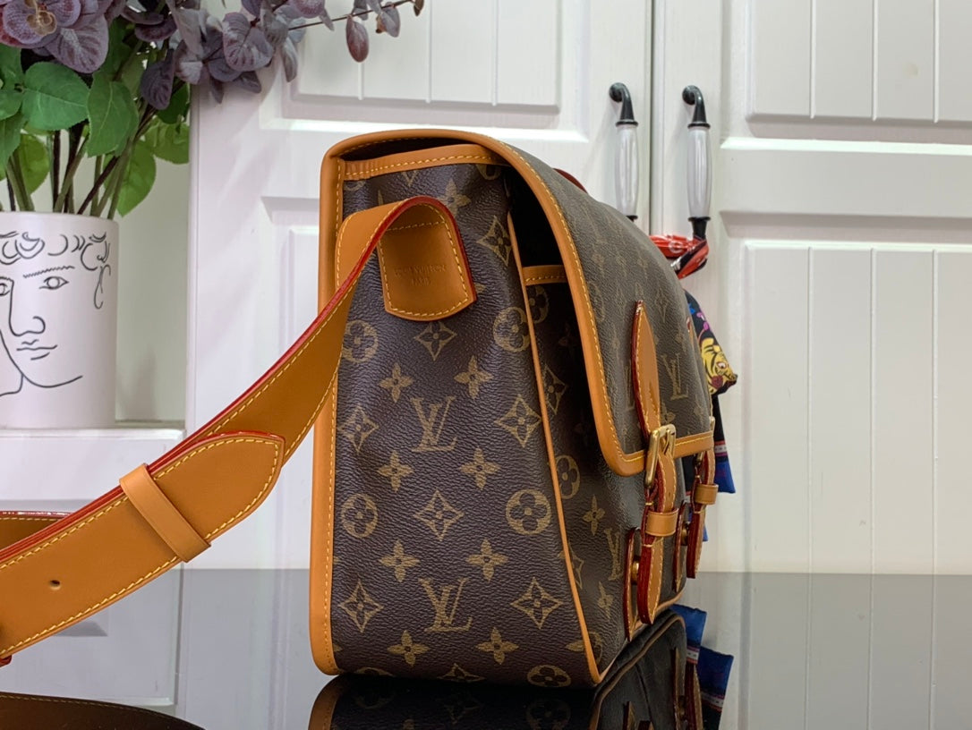 LuxluxHouse Best Quality Bags Louis Vuitton Men
