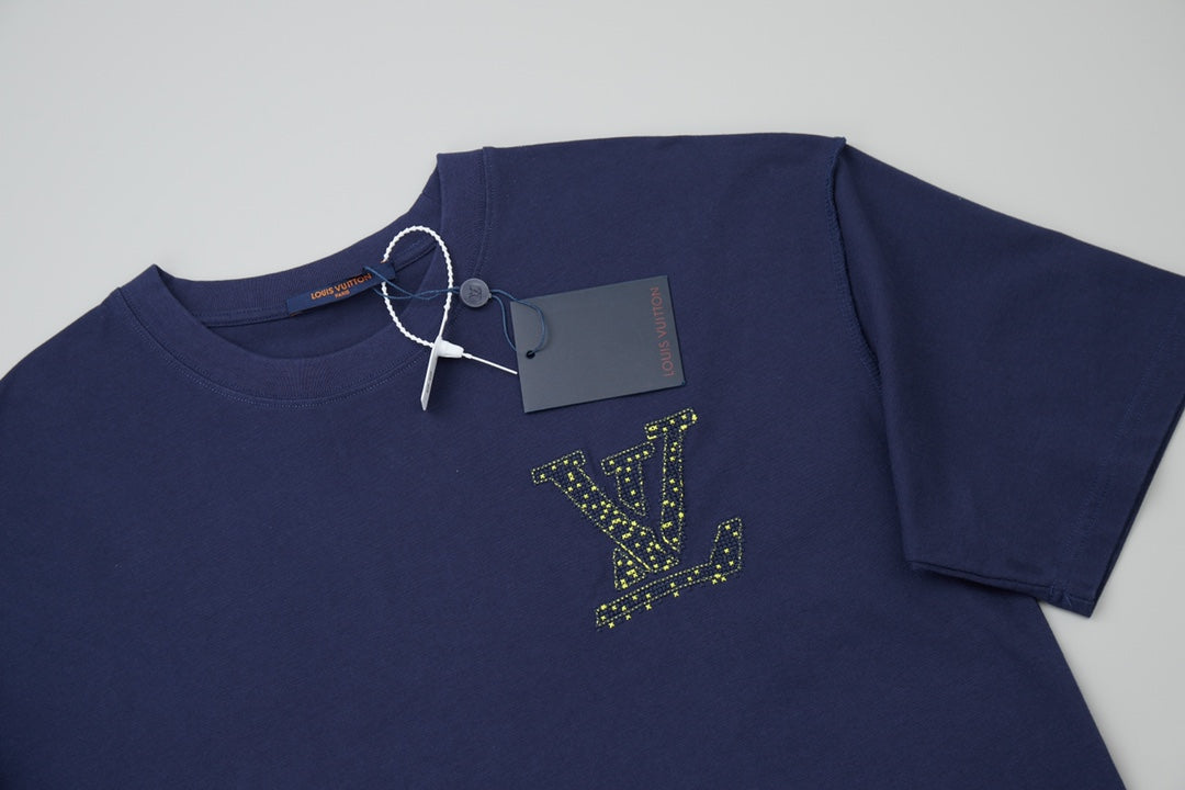 LuxluxHouse Best Quality Clothes T-shirt Louis Vuitton