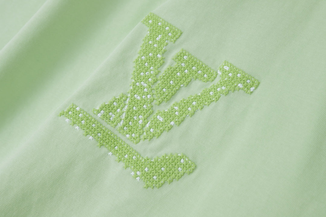 LuxluxHouse Best Quality Clothes T-shirt Louis Vuitton