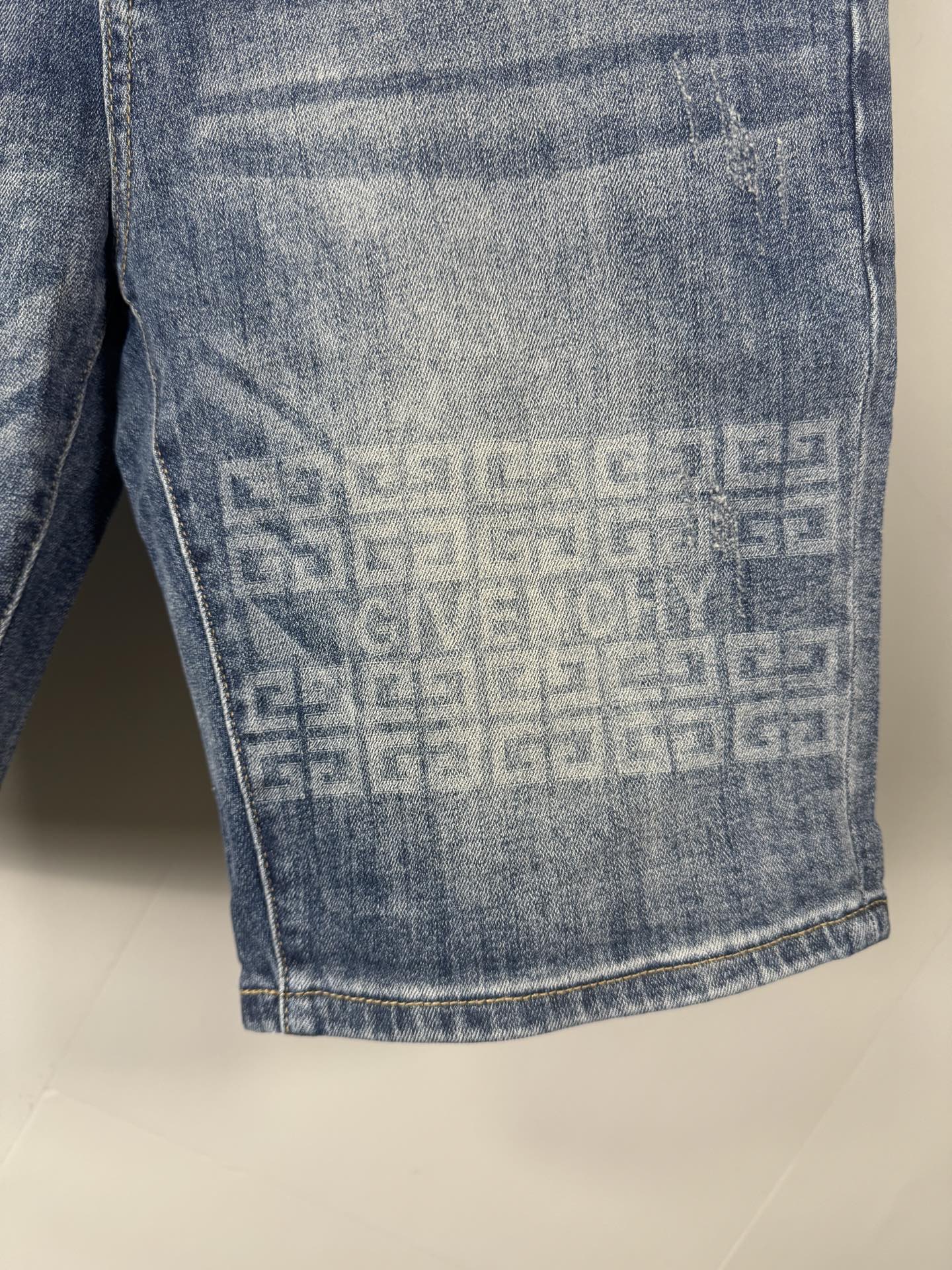 LuxluxHouse Best Quality Clothes Givenchy Pants