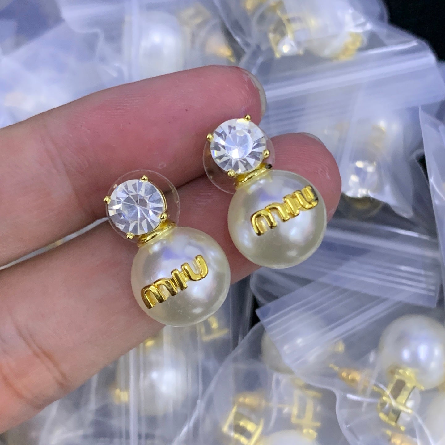 LuxluxHouse Low Price And High Quality Accessories Miu Miu