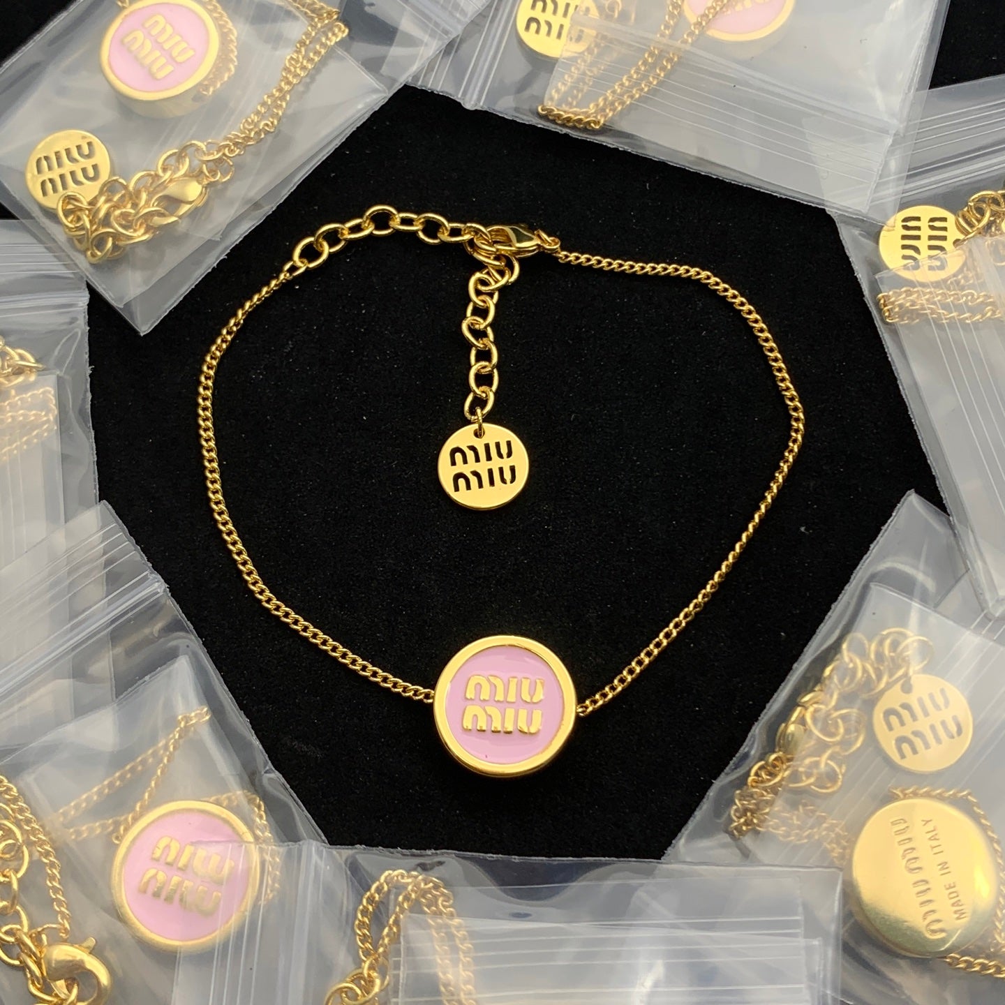 LuxluxHouse Low Price And High Quality Accessories Miu Miu