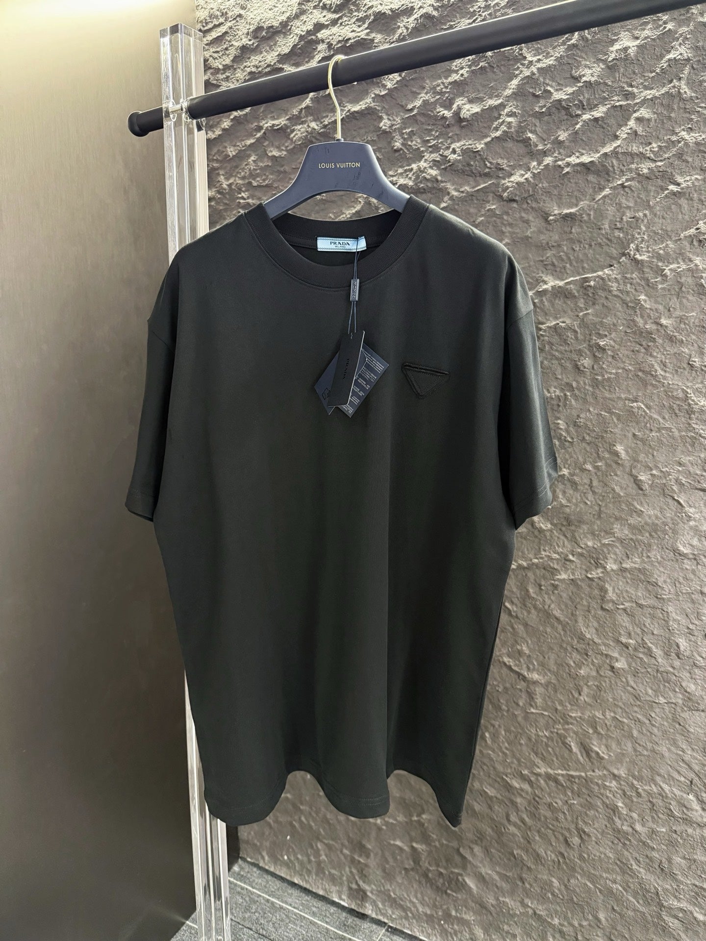 LuxluxHouse Best Quality Clothes T-shirt Prada