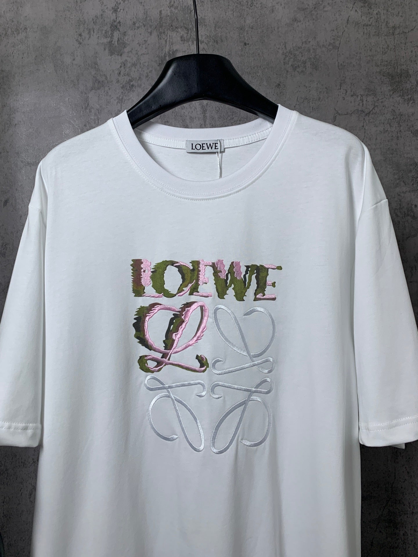 LuxluxHouse Best Quality Clothes T-shirt Loewe