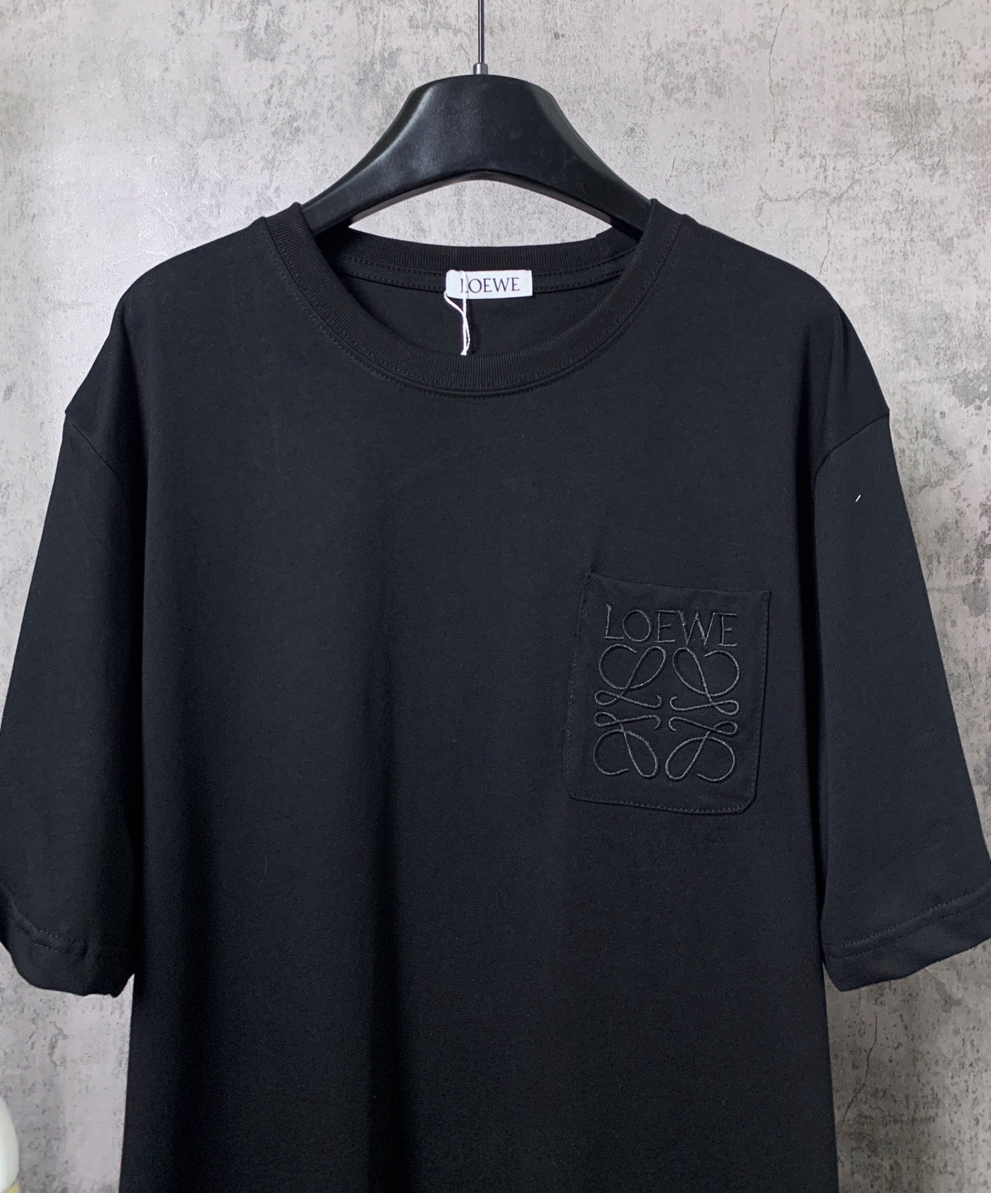 LuxluxHouse Best Quality Clothes T-shirt Loewe