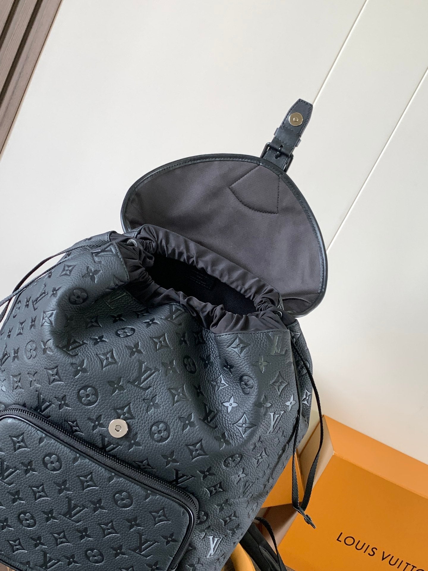 LuxluxHouse Best Quality Bags Louis Vuitton Men