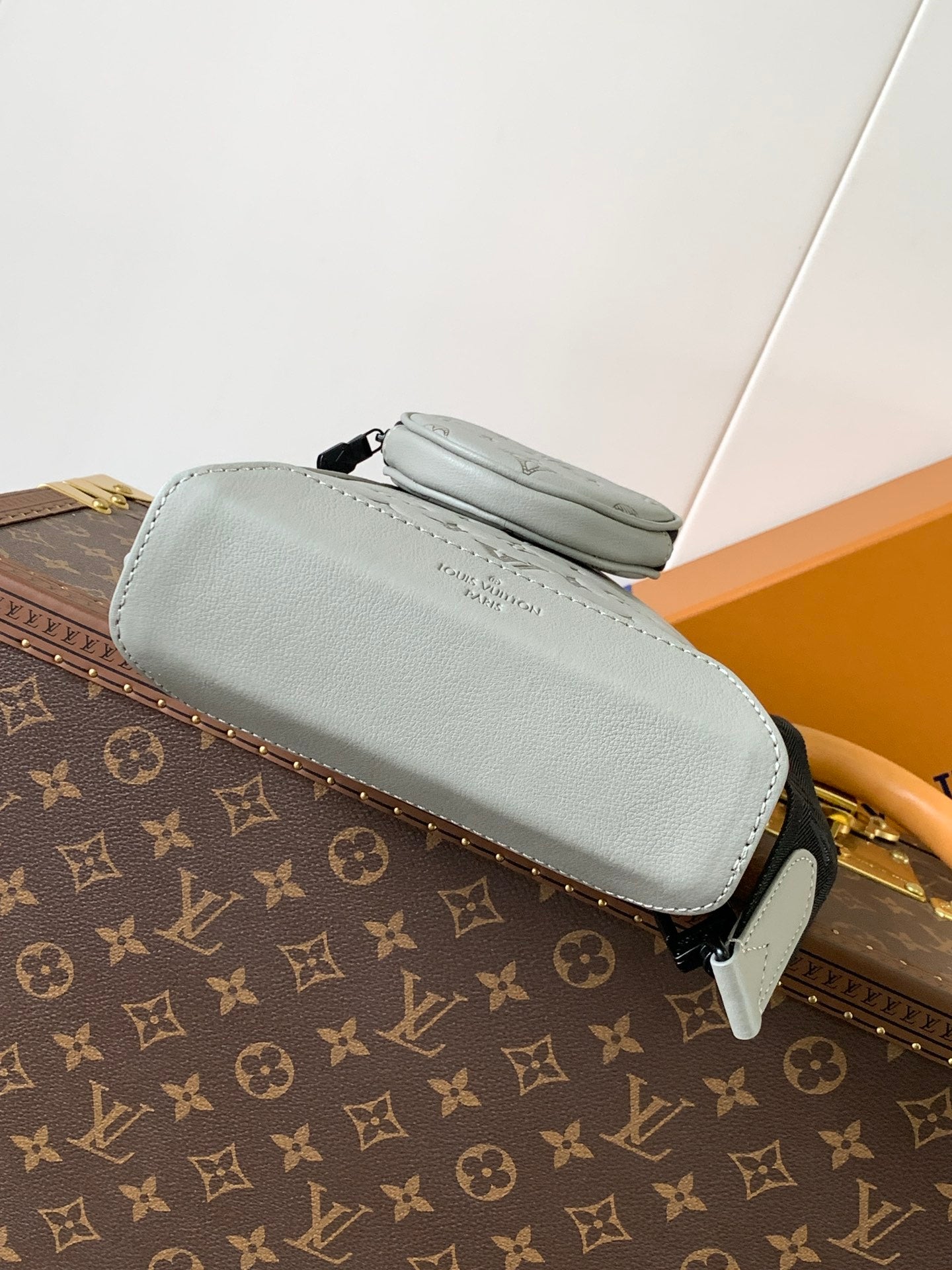 LuxluxHouse Best Quality Bags Louis Vuitton Men