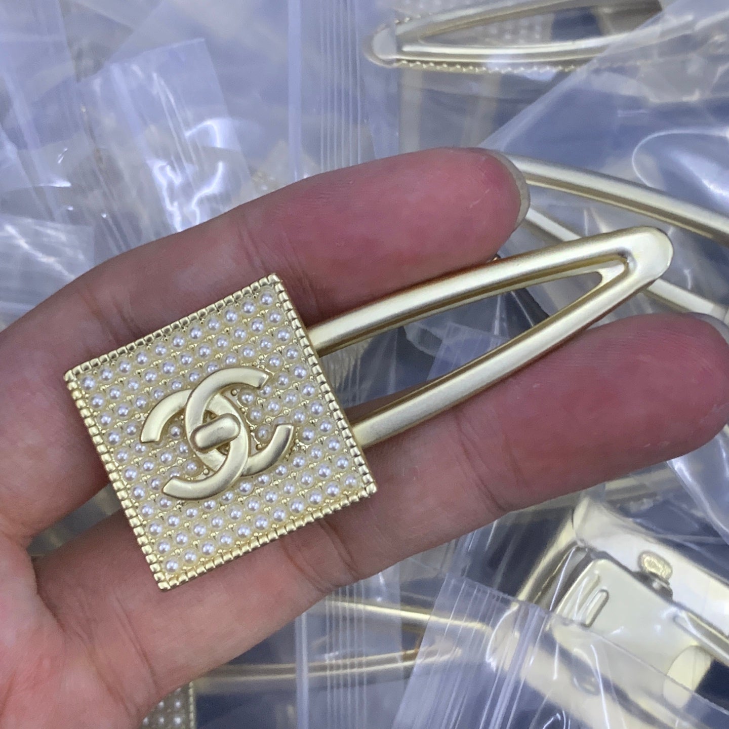 LuxluxHouse Low Price And High Quality Accessories Chanel