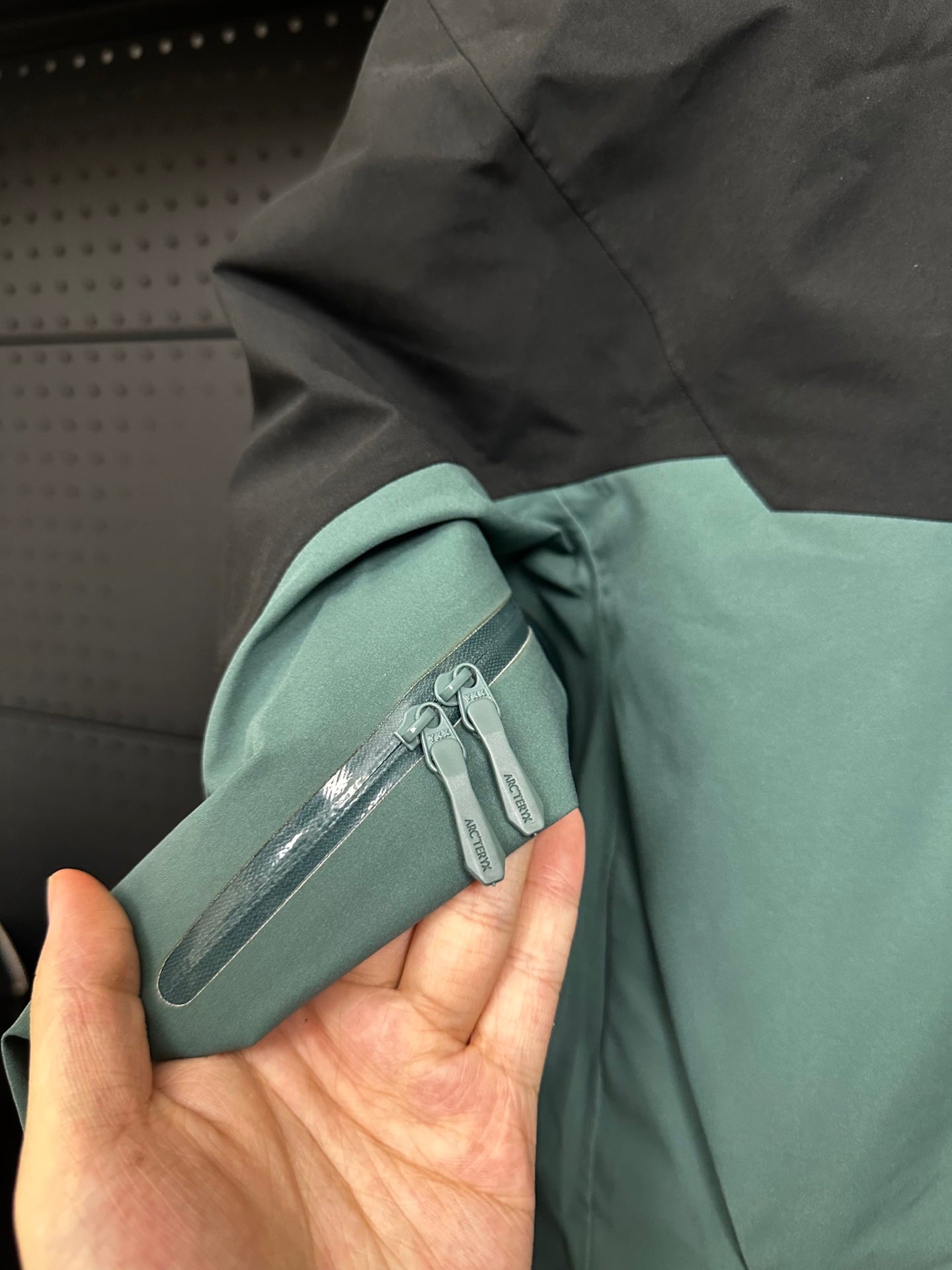 LuxluxHouse Best Quality Clothes Coats & Jackets Arcteryx
