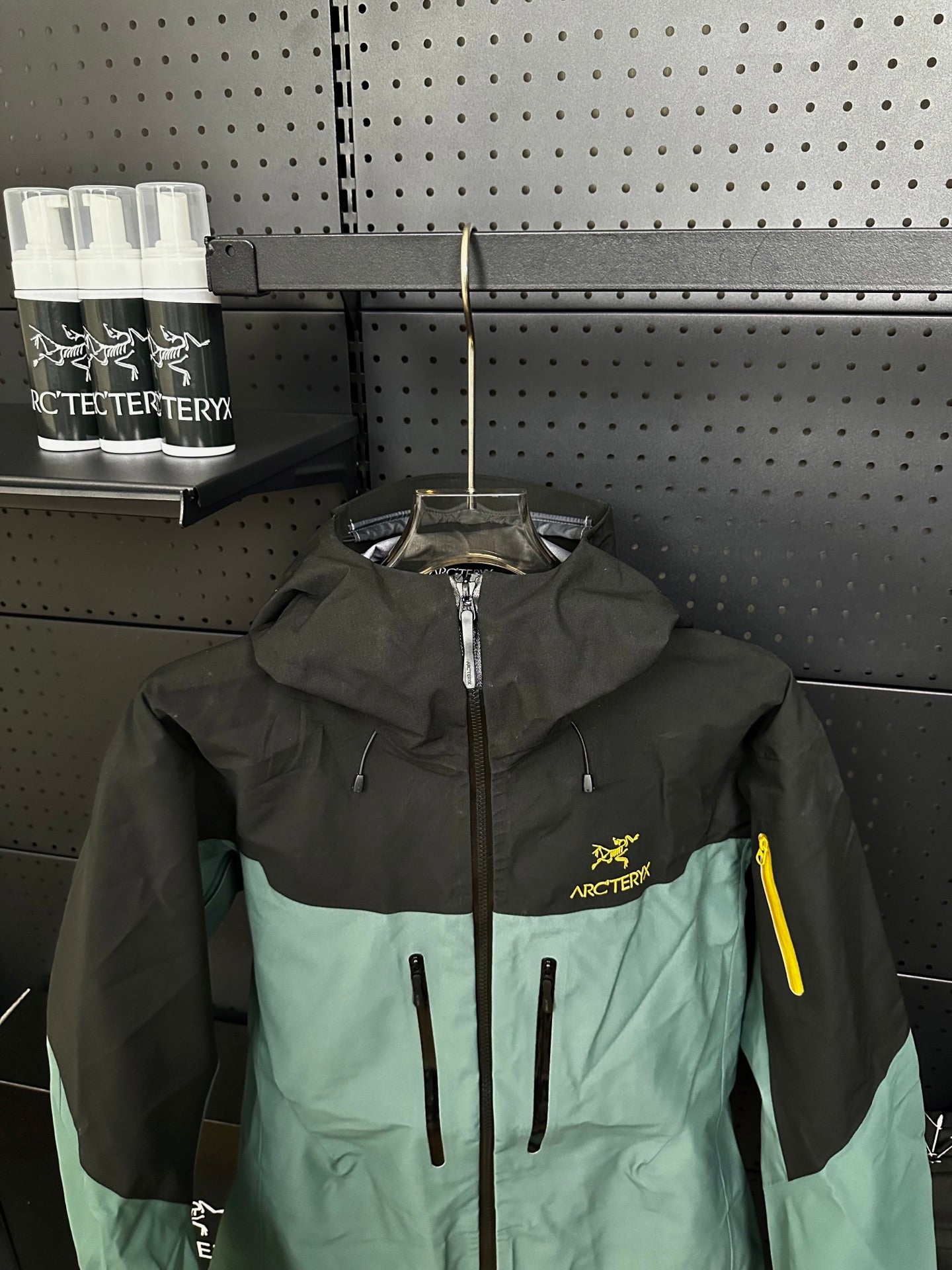 LuxluxHouse Best Quality Clothes Coats & Jackets Arcteryx
