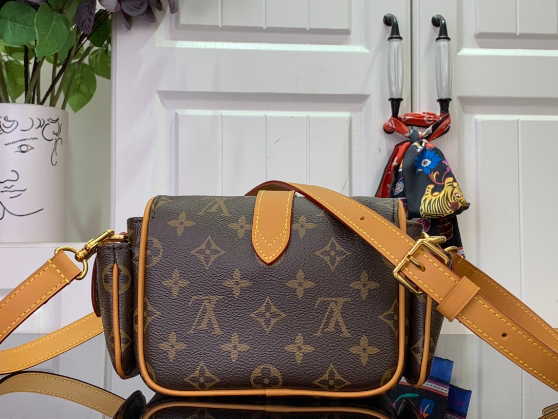 LuxluxHouse Best Quality Bags Louis Vuitton Men