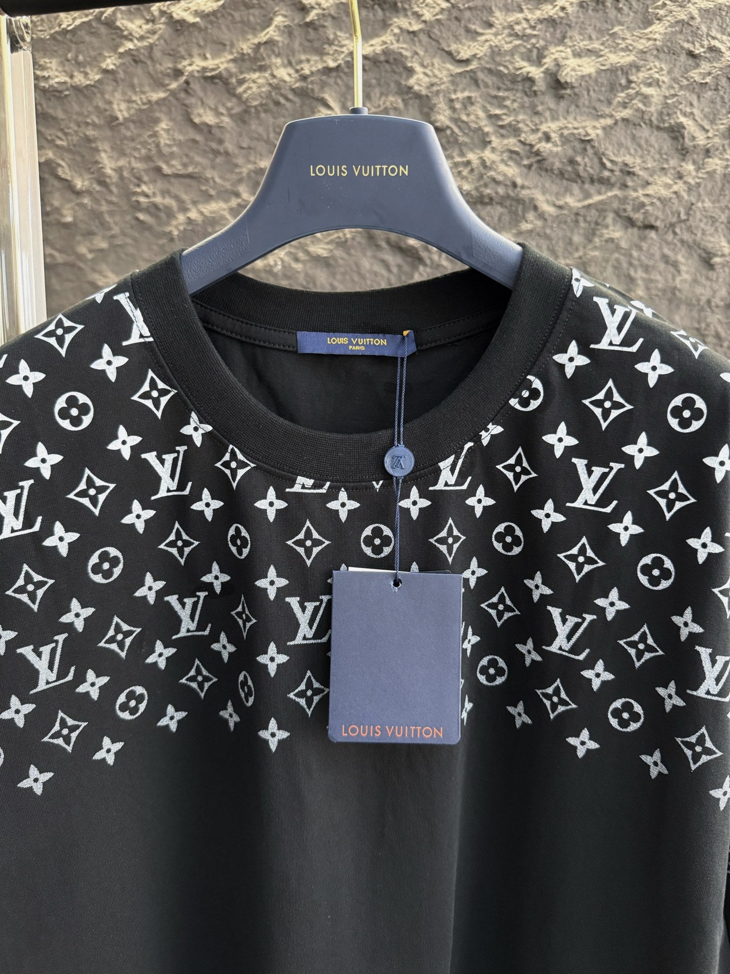 LuxluxHouse Best Quality Clothes T-shirt Louis Vuitton