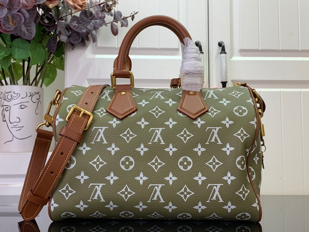 LuxluxHouse Best Quality Bags Louis Vuitton Women Men