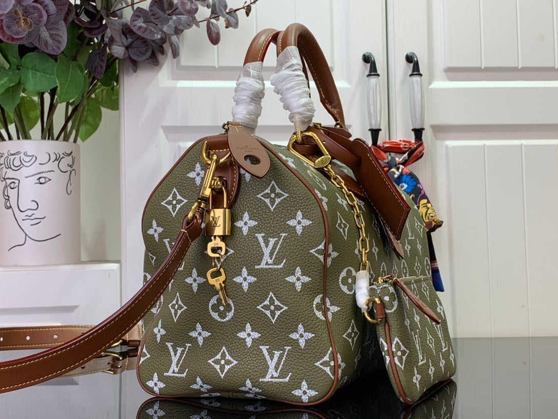 LuxluxHouse Best Quality Bags Louis Vuitton Women Men