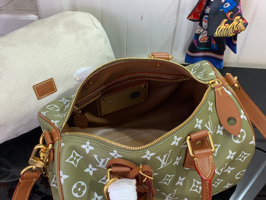 LuxluxHouse Best Quality Bags Louis Vuitton Women Men