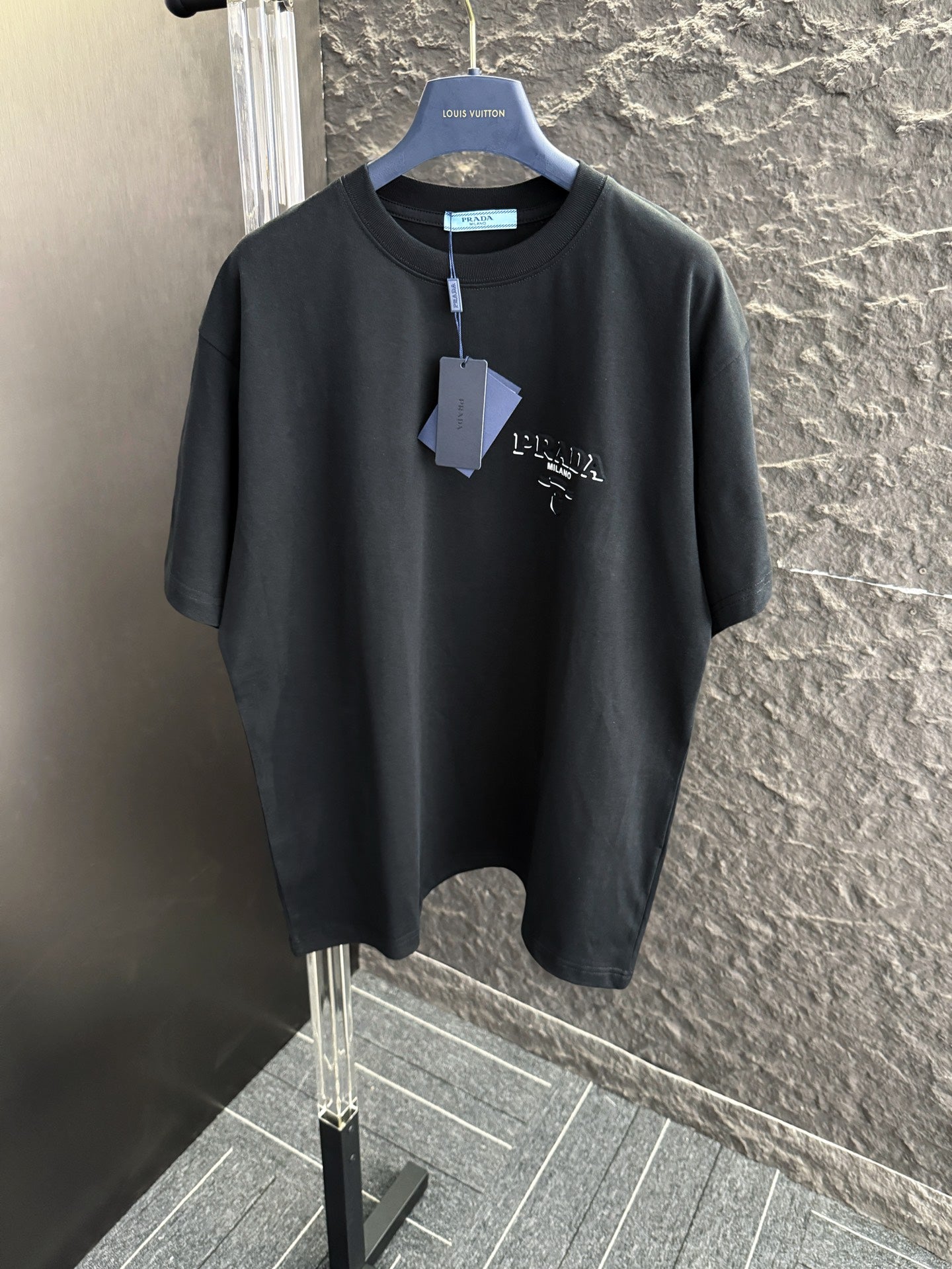 LuxluxHouse Best Quality Clothes T-shirt Prada