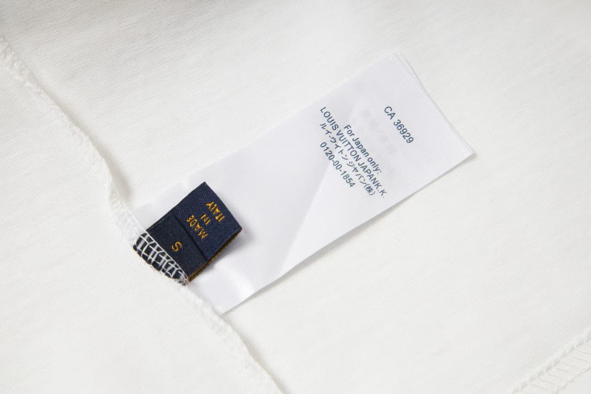 LuxluxHouse Best Quality Clothes T-shirt Louis Vuitton