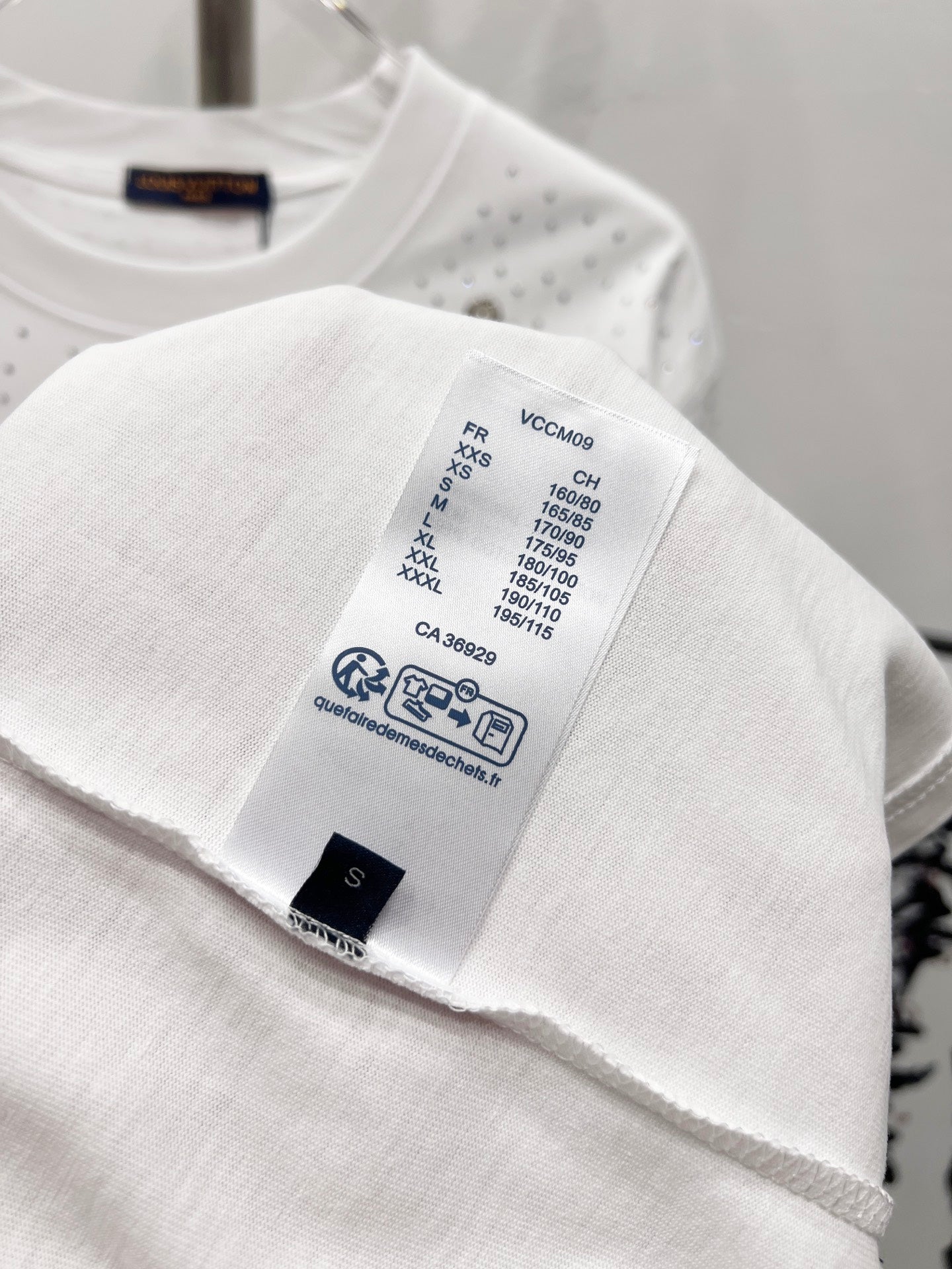 LuxluxHouse Best Quality Clothes T-shirt Louis Vuitton