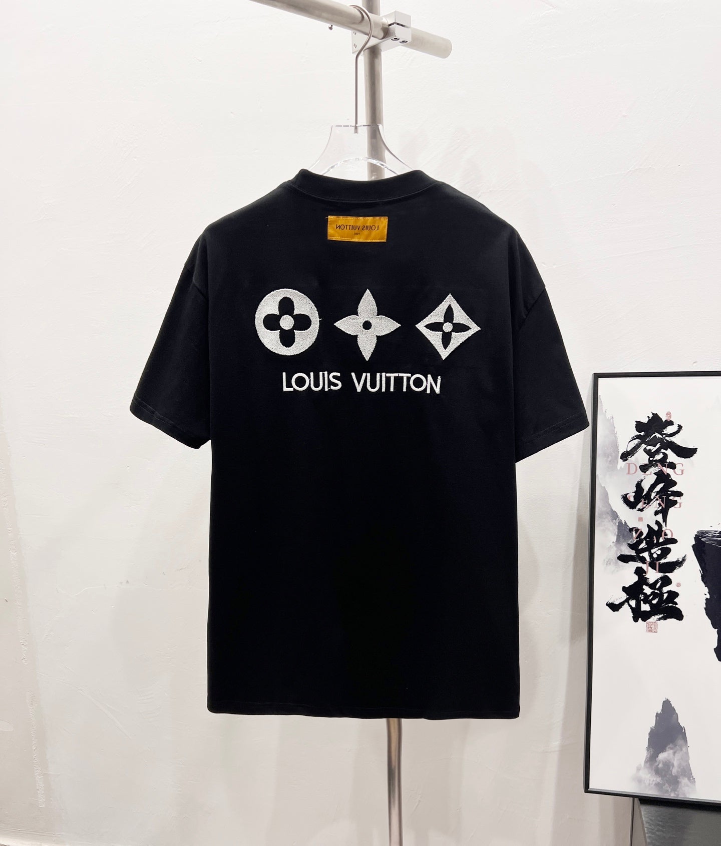 LuxluxHouse Best Quality Clothes T-shirt Louis Vuitton