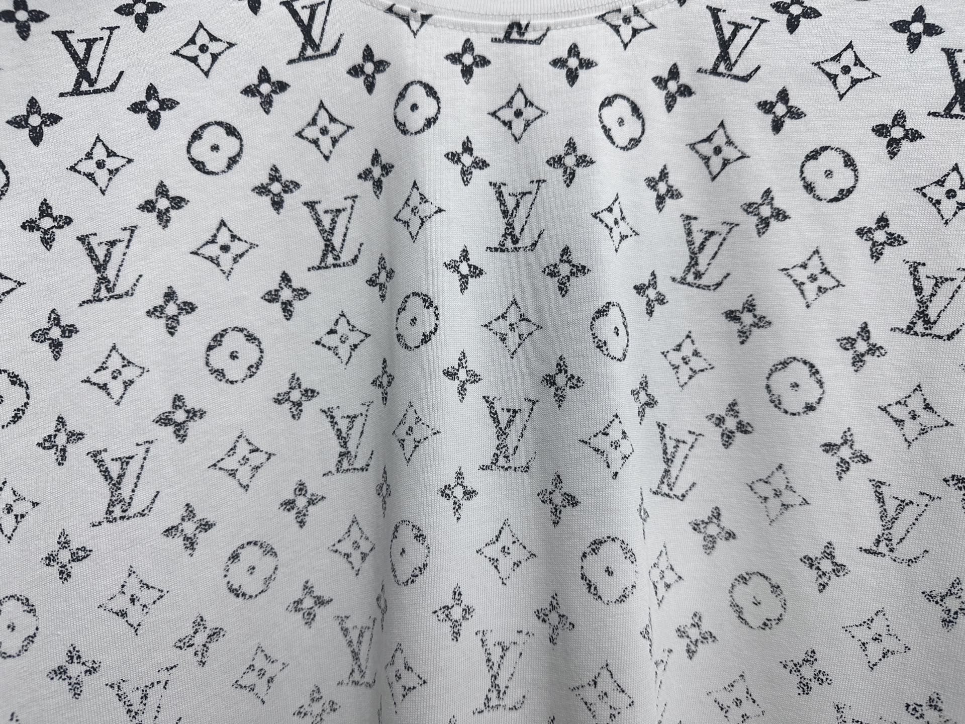 LuxluxHouse Best Quality Clothes T-shirt Louis Vuitton