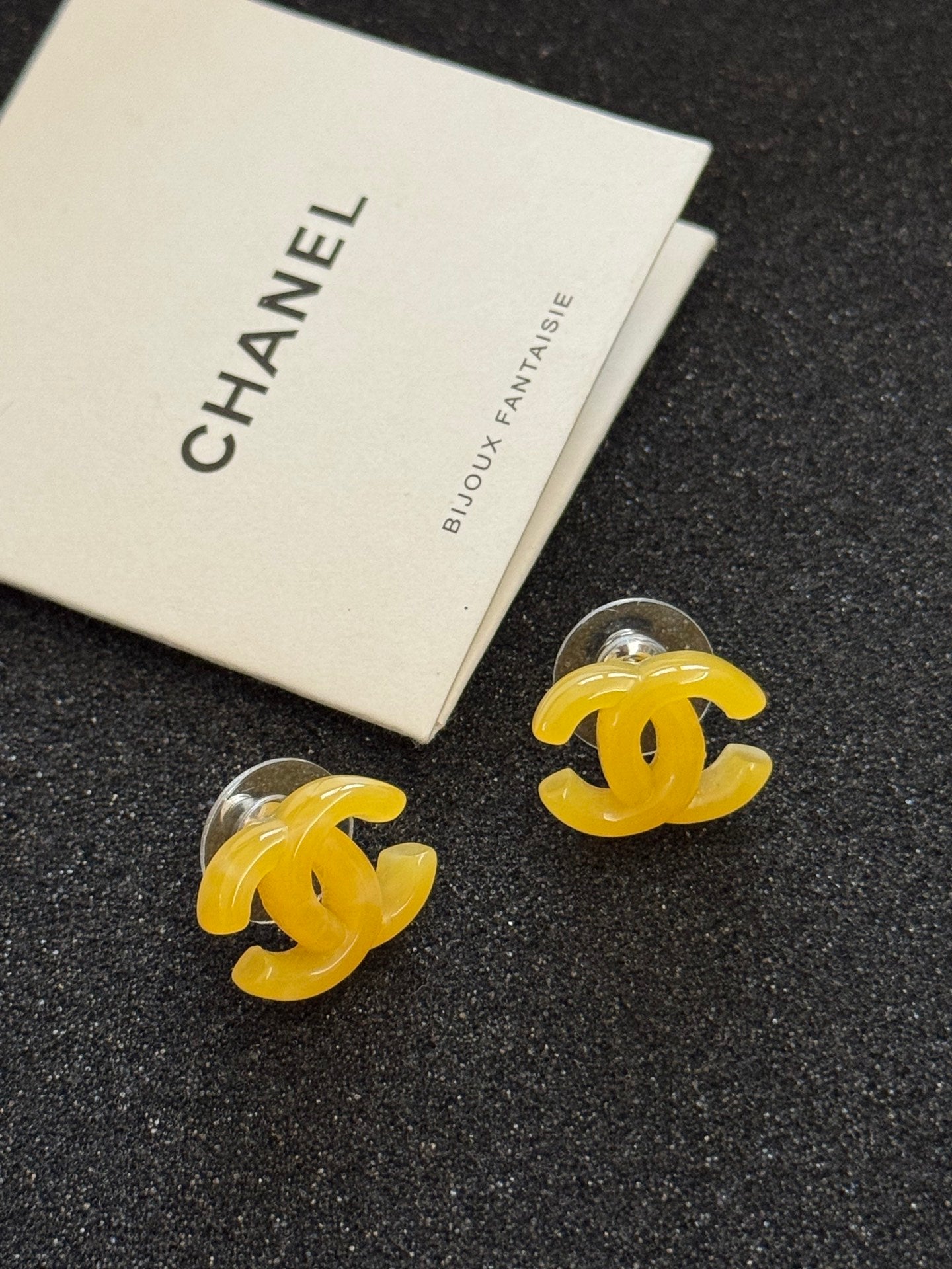 LuxluxHouse Low Price And High Quality Accessories Chanel