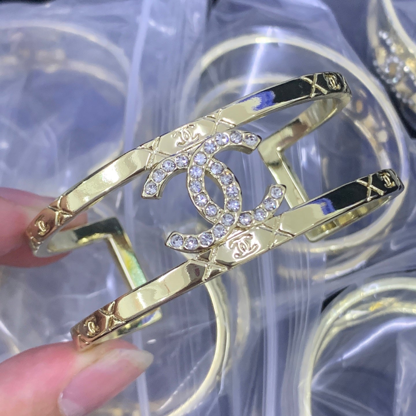 LuxluxHouse Low Price And High Quality Accessories Chanel