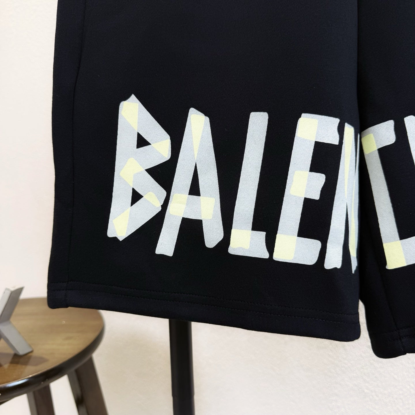 LuxluxHouse Best Quality Clothes Balenciaga Pants