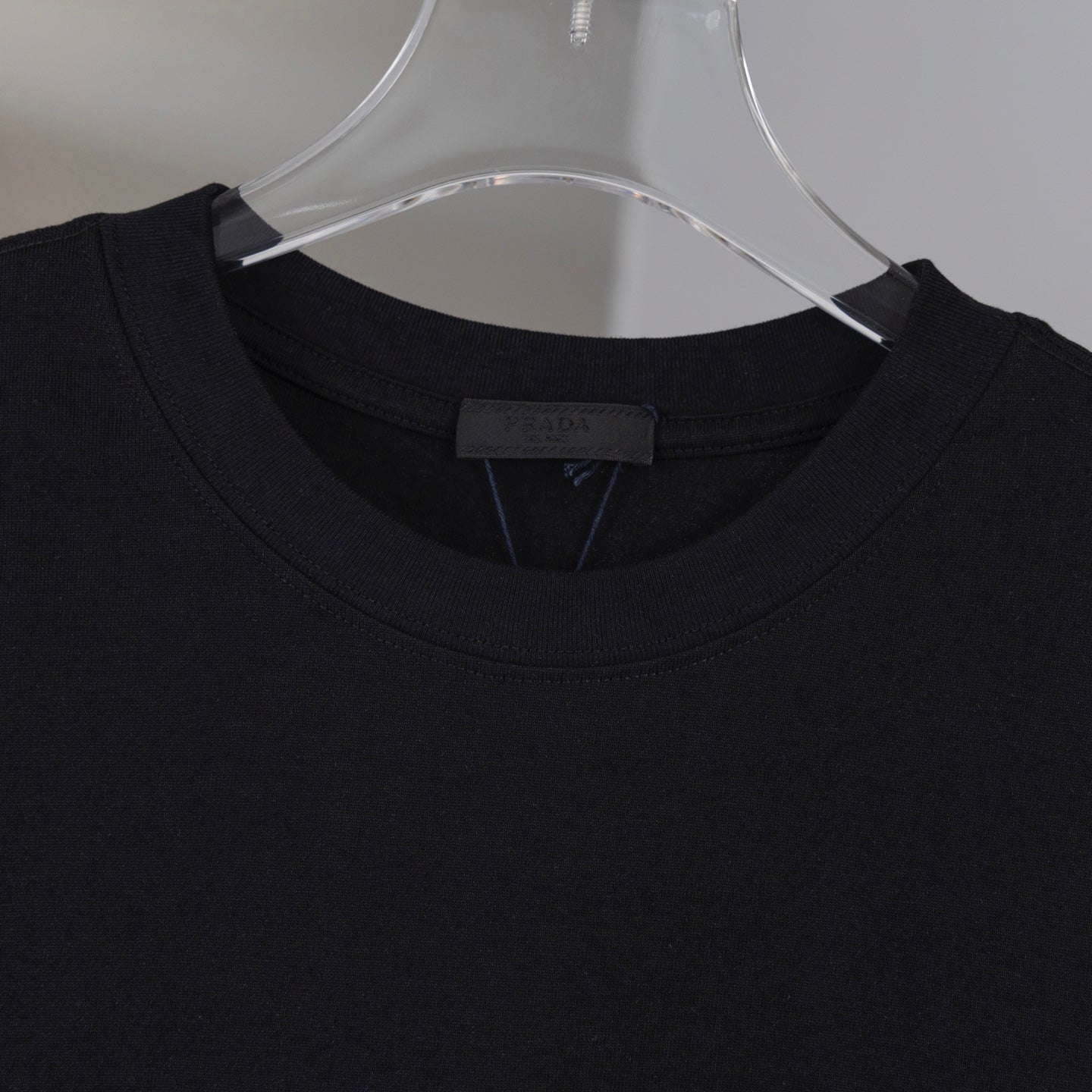LuxluxHouse Best Quality Clothes T-shirt Prada