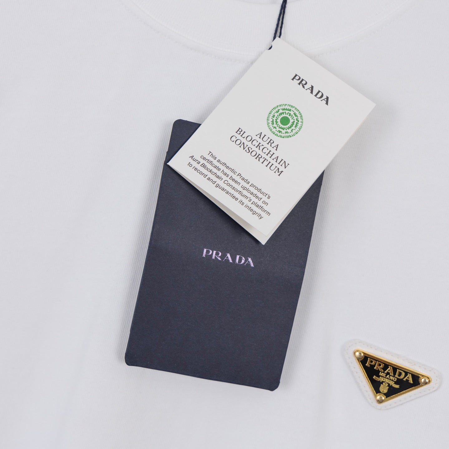 LuxluxHouse Best Quality Clothes T-shirt Prada