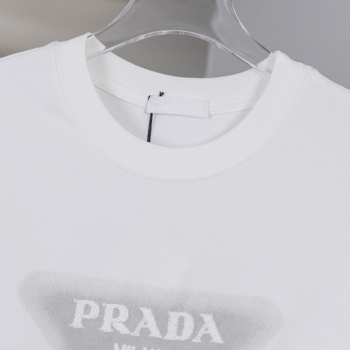 LuxluxHouse Best Quality Clothes T-shirt Prada