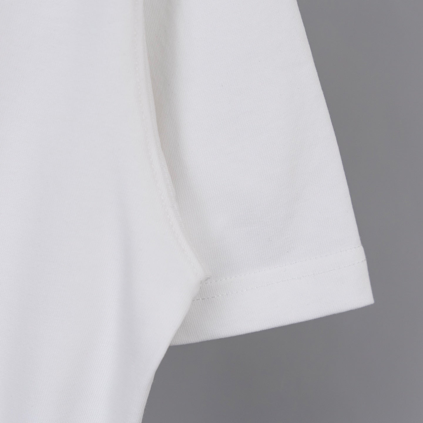 LuxluxHouse Best Quality Clothes T-shirt Prada