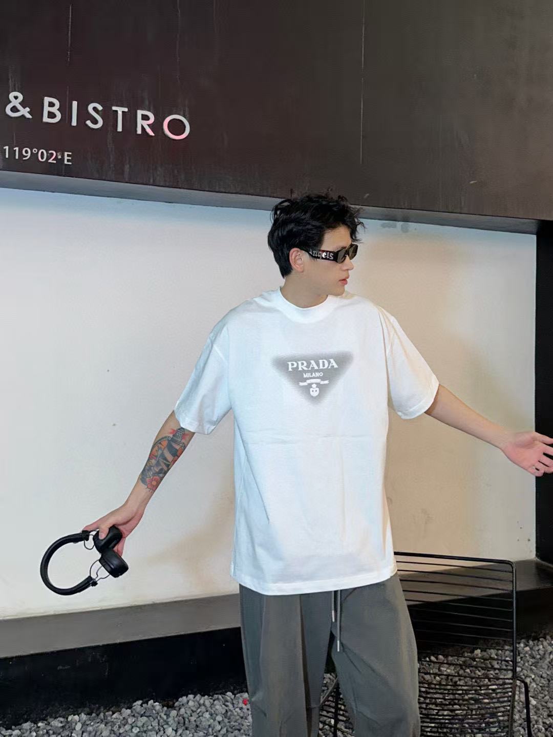 LuxluxHouse Best Quality Clothes T-shirt Prada