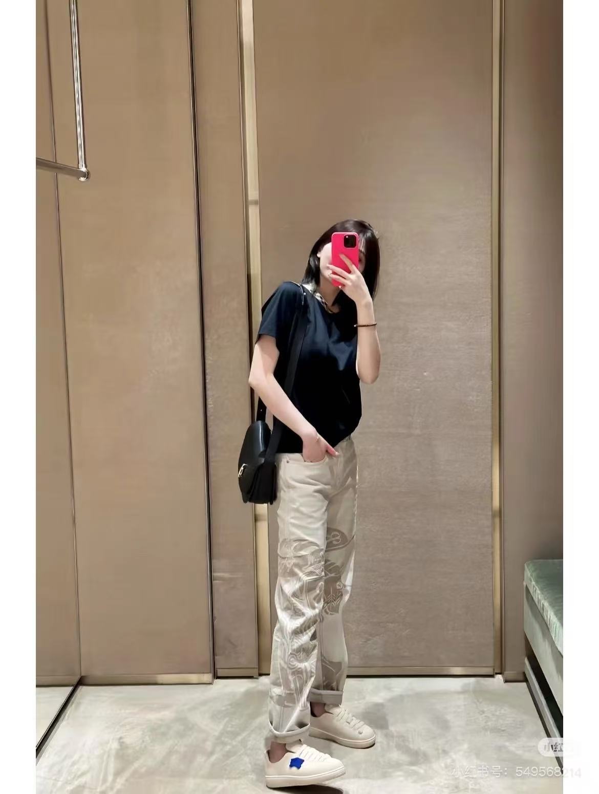 LuxluxHouse Best Quality Clothes Burberry T-shirt