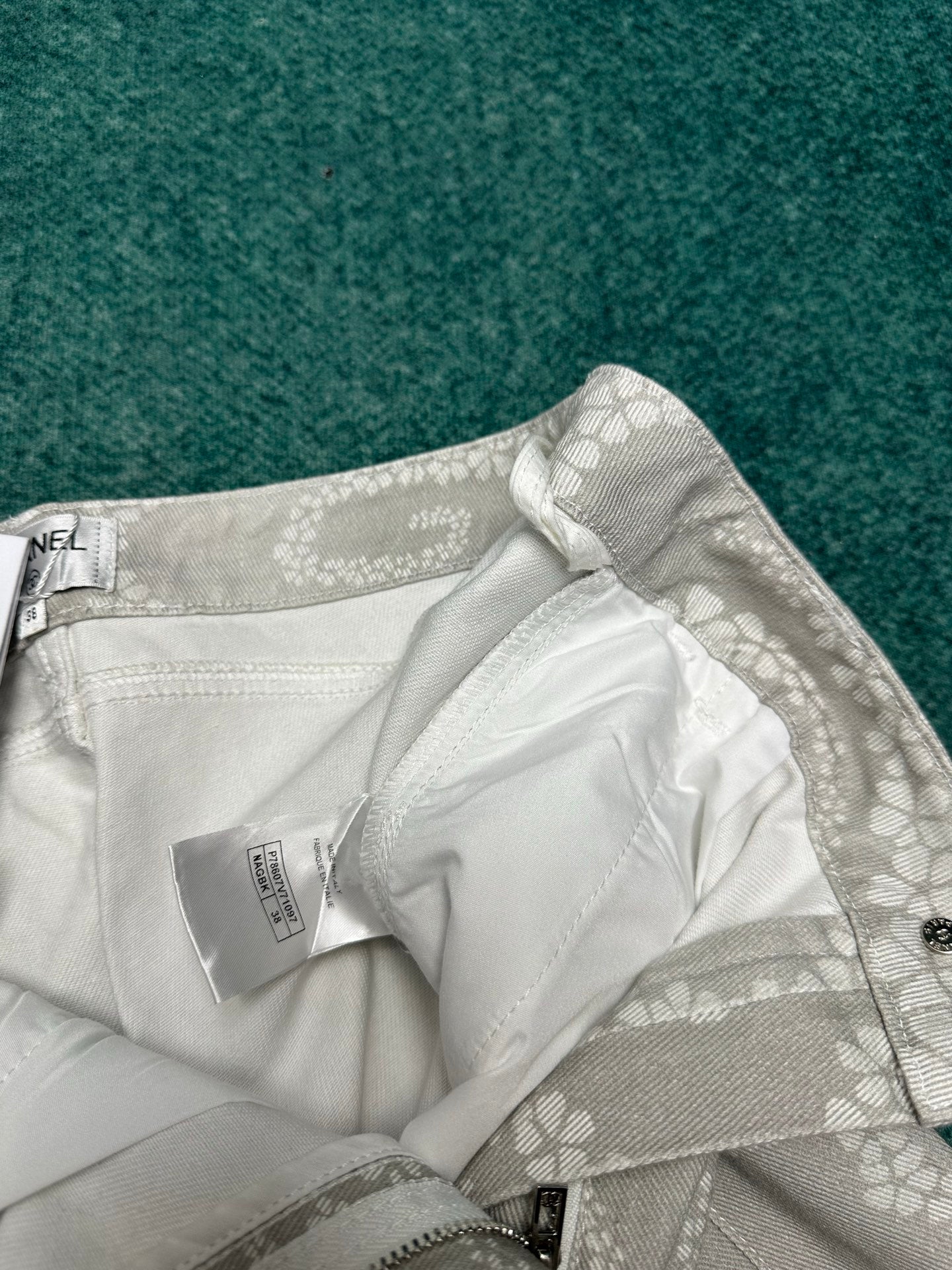 LuxluxHouse Best Quality Clothes Pants Chanel & Maison Margiela