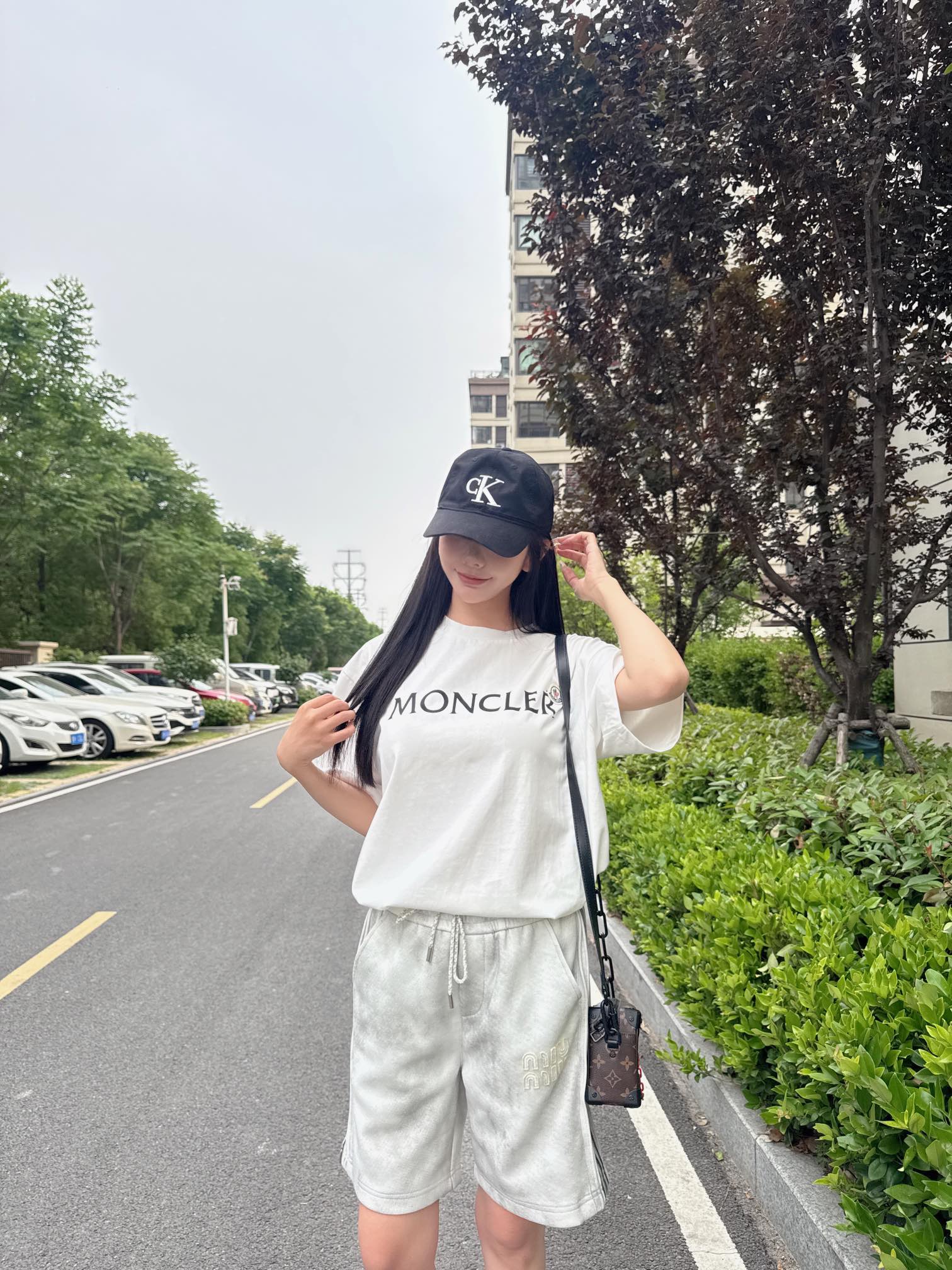 LuxluxHouse Best Quality Clothes Miu Miu Pants
