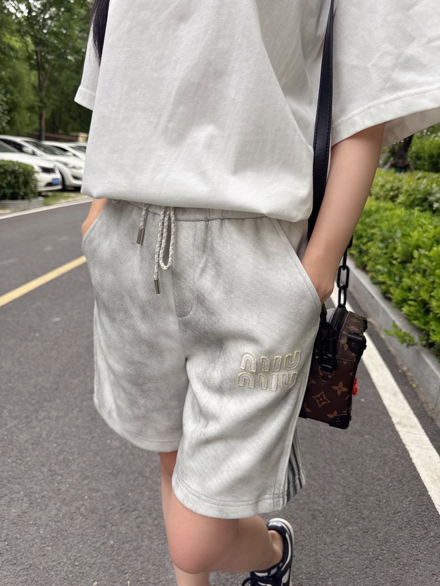 LuxluxHouse Best Quality Clothes Miu Miu Pants