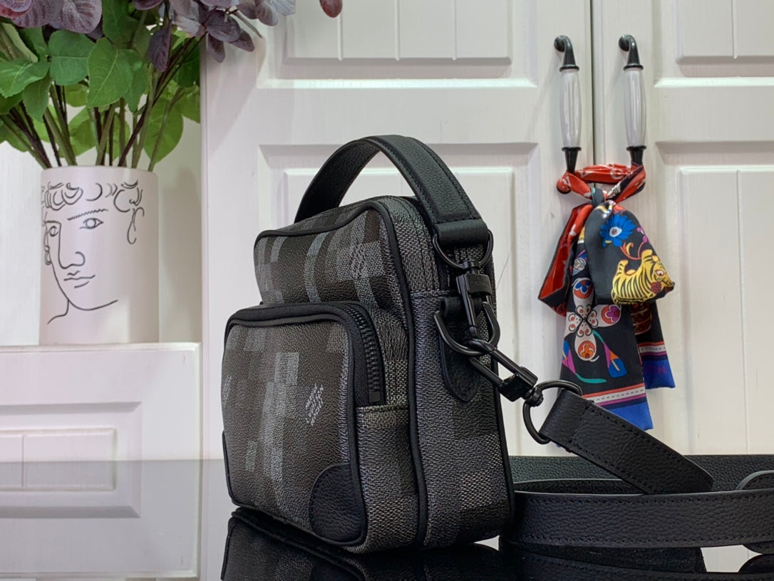 LuxluxHouse Best Quality Bags Louis Vuitton Men