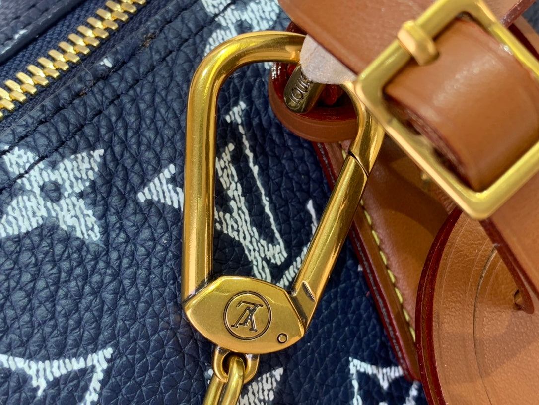LuxluxHouse Best Quality Bags Louis Vuitton Women Men