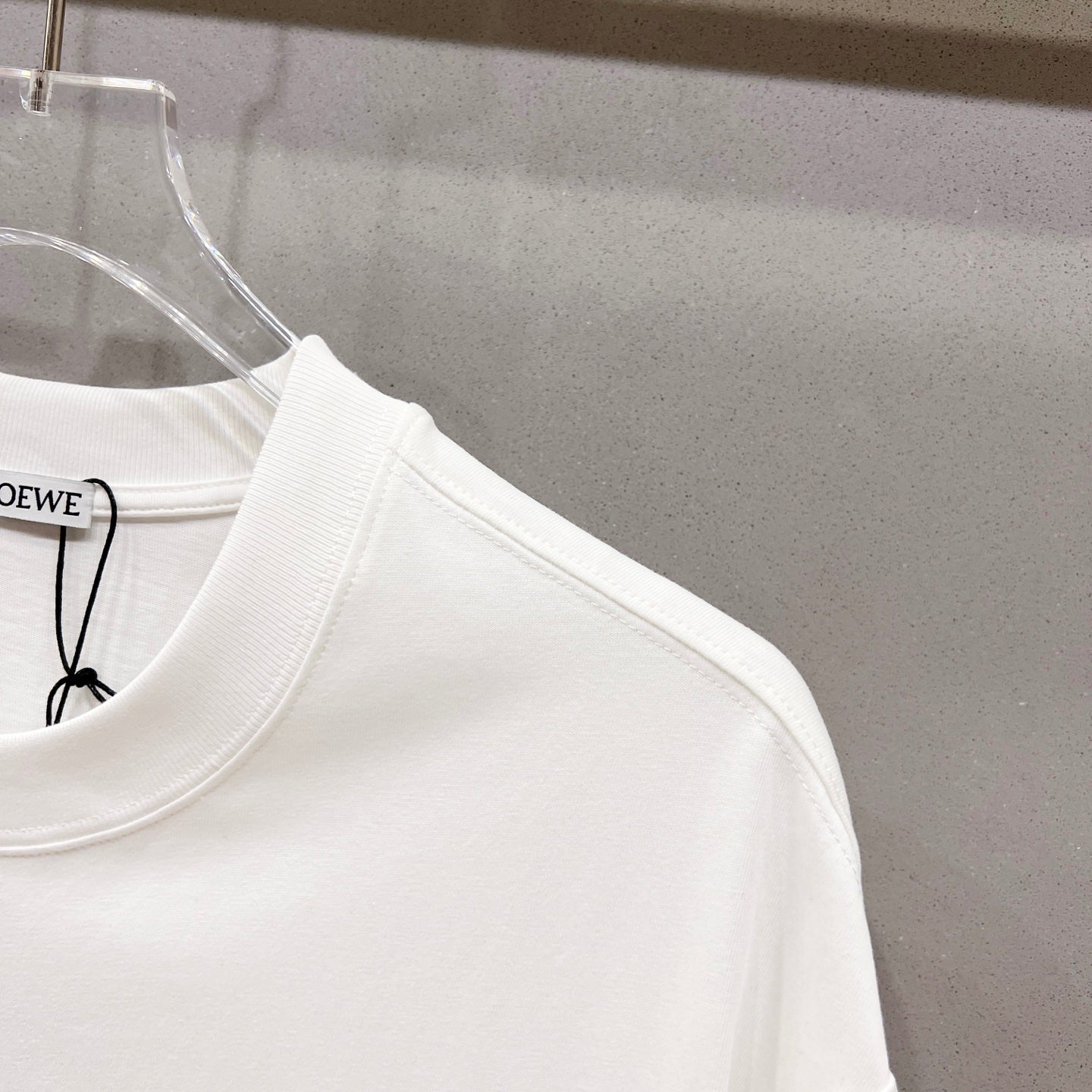 LuxluxHouse Best Quality Clothes T-shirt Loewe