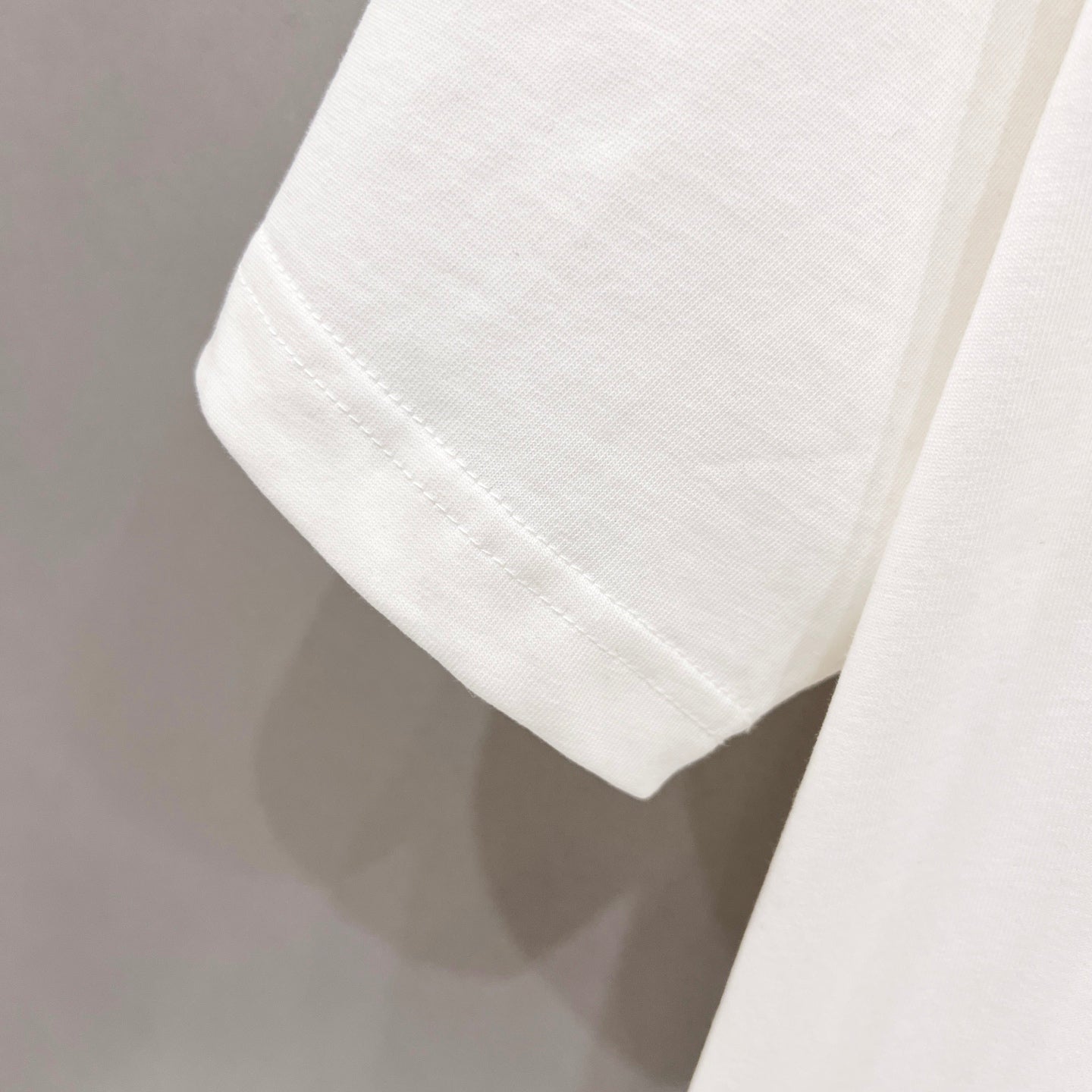 LuxluxHouse Best Quality Clothes T-shirt Loewe