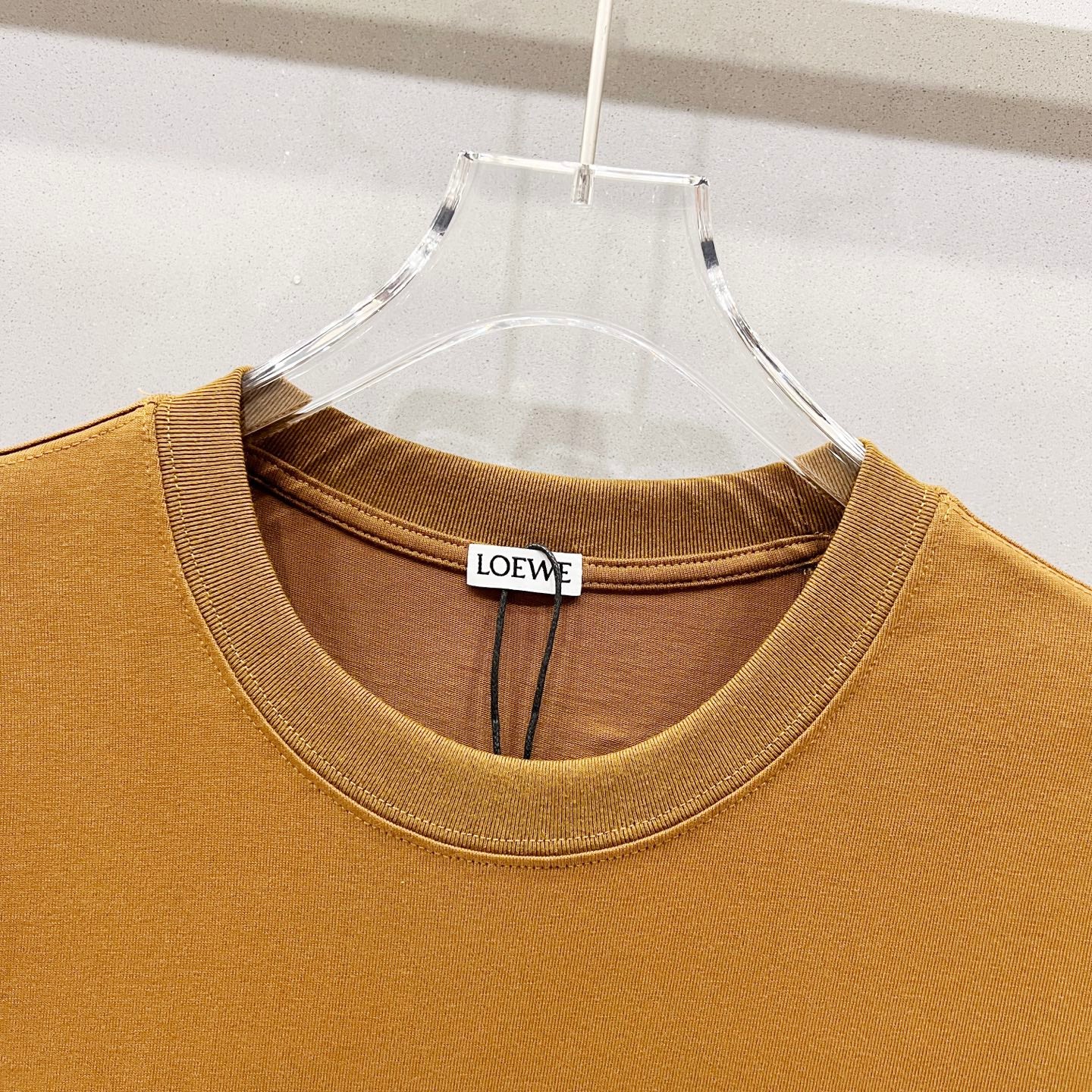 LuxluxHouse Best Quality Clothes T-shirt Loewe