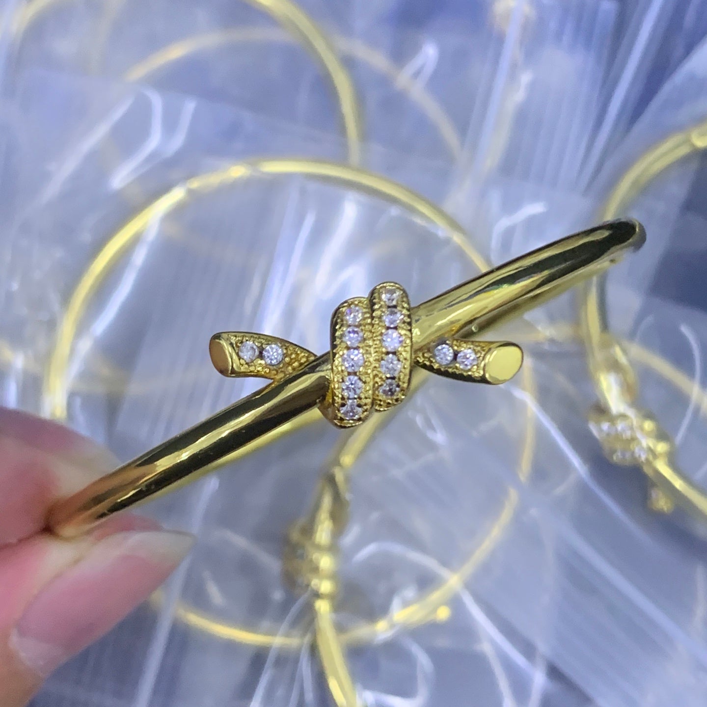 LuxluxHouse Low Price And High Quality Accessories Tiffany