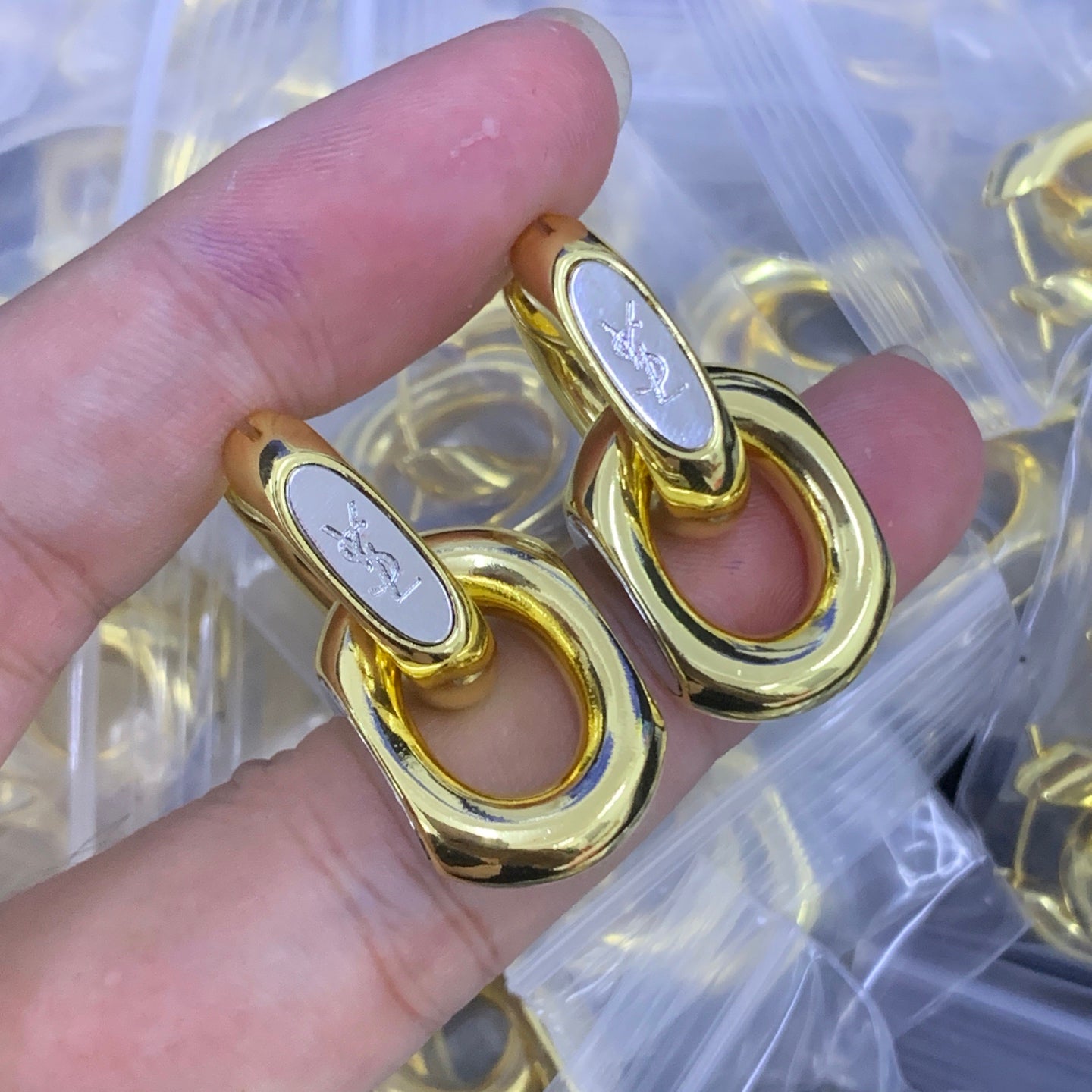 LuxluxHouse Low Price And High Quality Accessories YSL