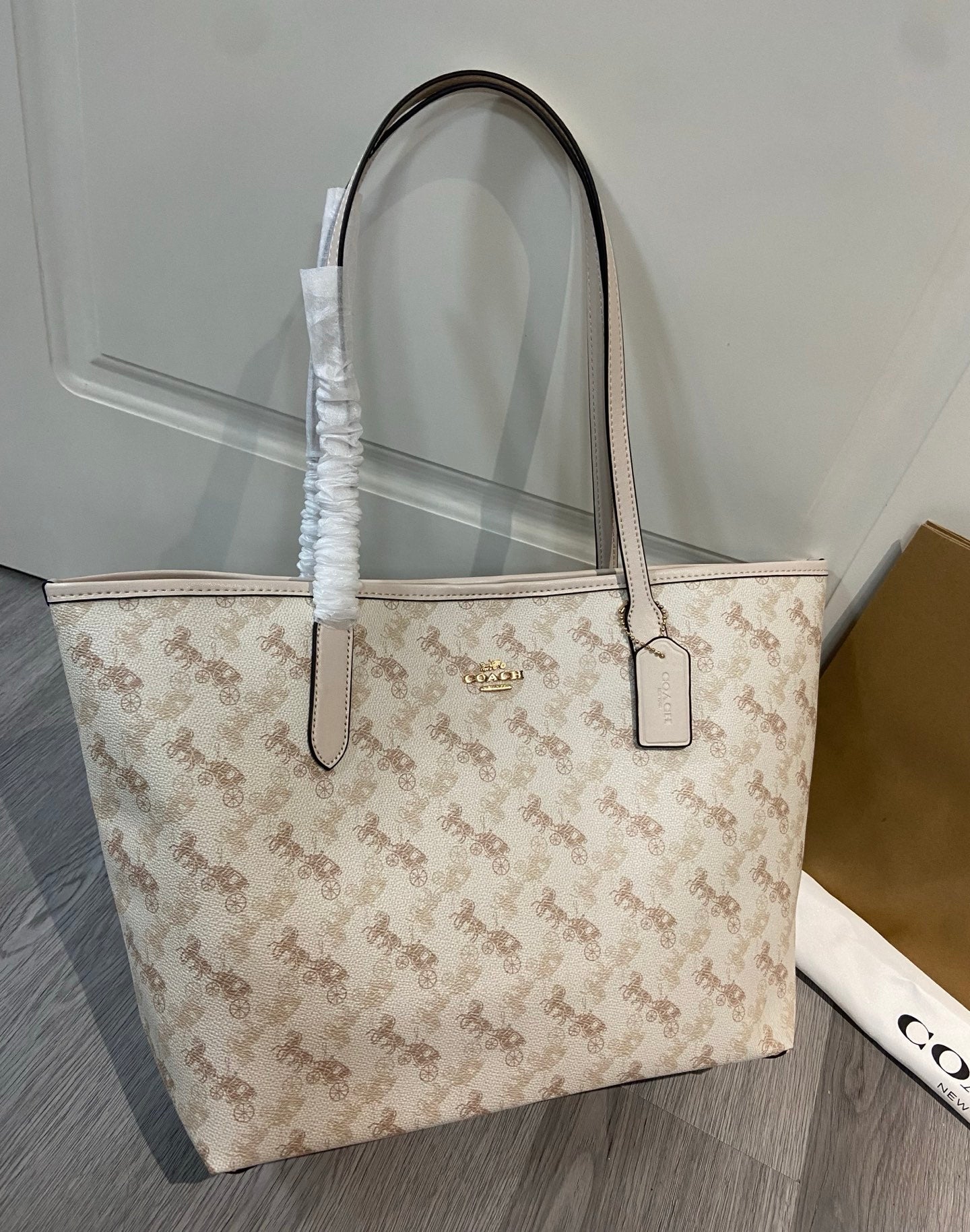 LuxluxHouse Best Quality Bags Coach