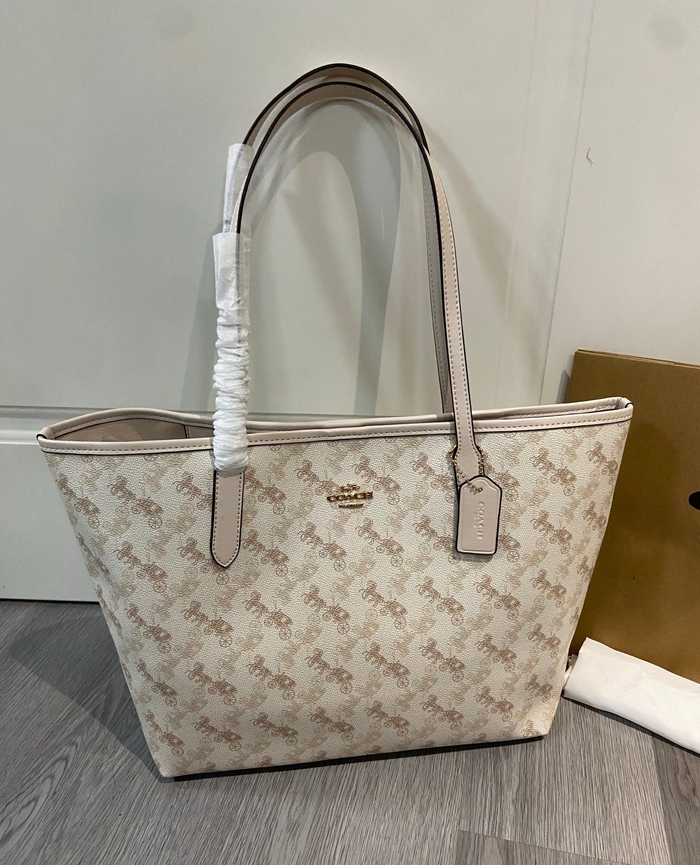 LuxluxHouse Best Quality Bags Coach