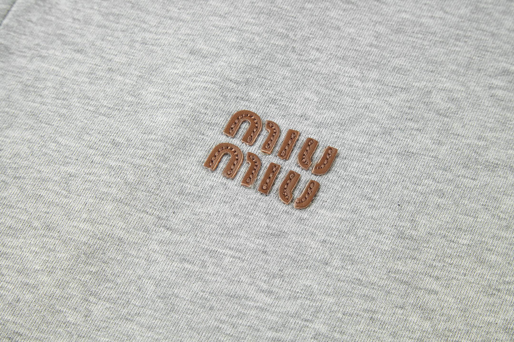 LuxluxHouse Best Quality Clothes Miu Miu Hoodie & Sweater