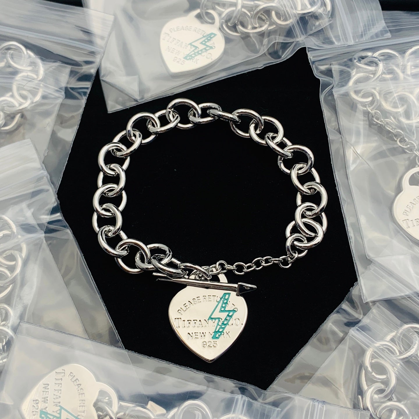LuxluxHouse Low Price And High Quality Accessories Tiffany